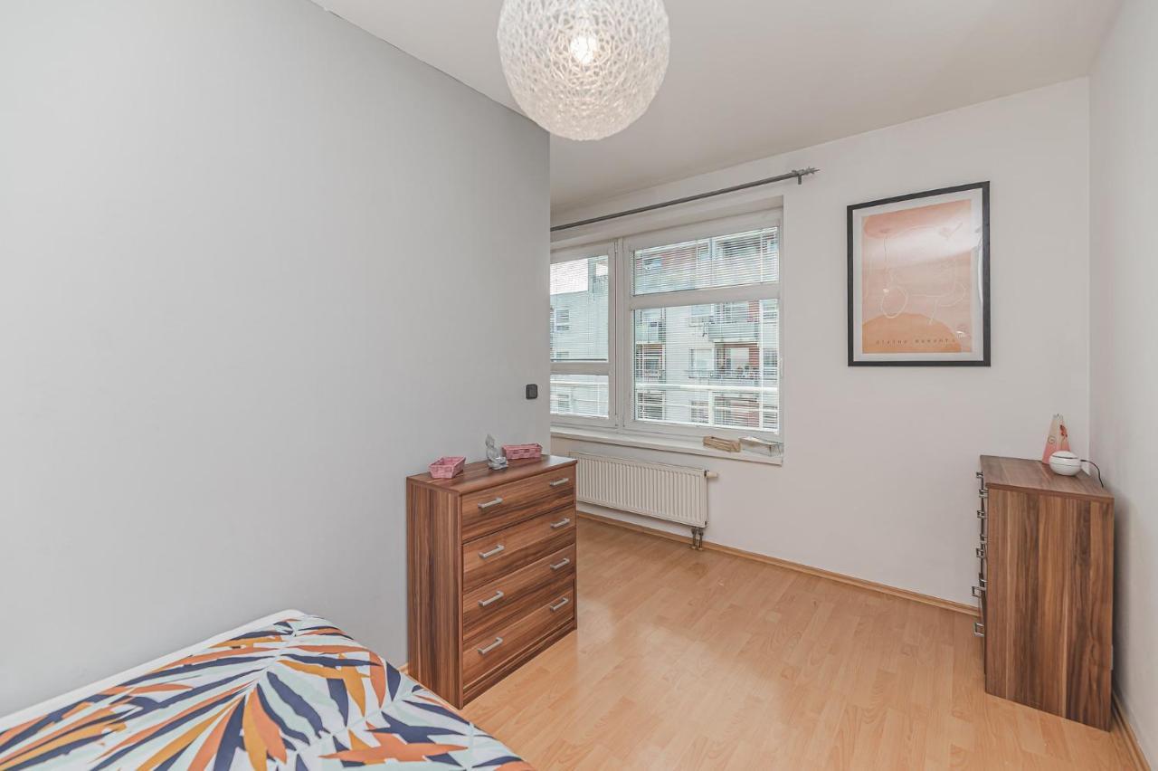°°°Carolina'S Modern Apartment °°° Hradec Kralove Bagian luar foto