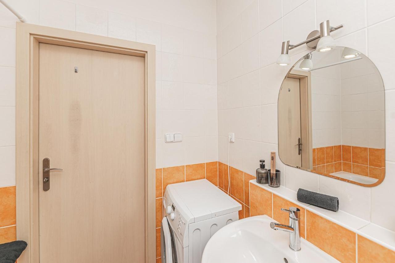 °°°Carolina'S Modern Apartment °°° Hradec Kralove Bagian luar foto