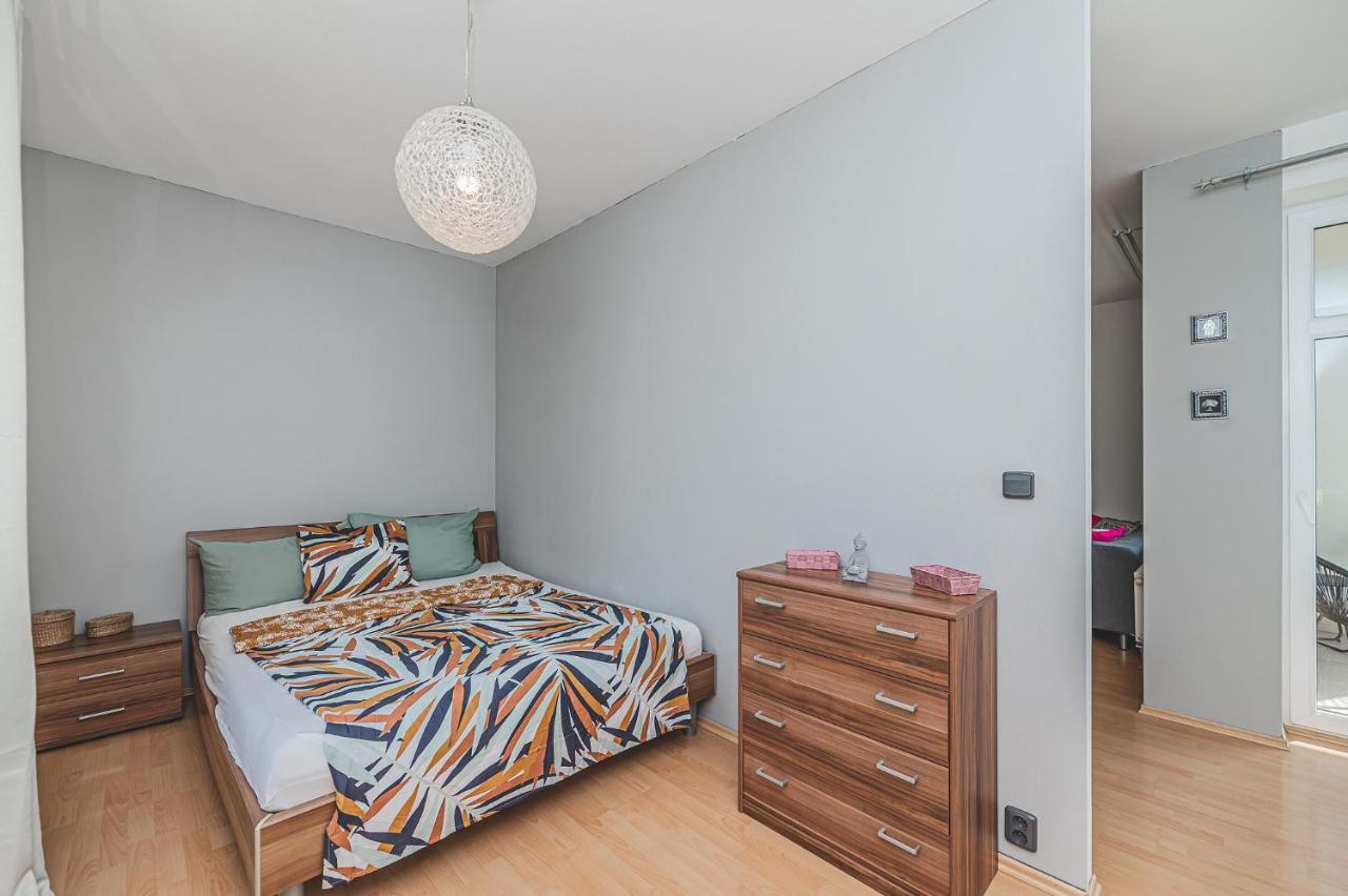 °°°Carolina'S Modern Apartment °°° Hradec Kralove Bagian luar foto